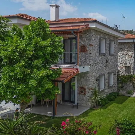 Rengin Stone House Villa *