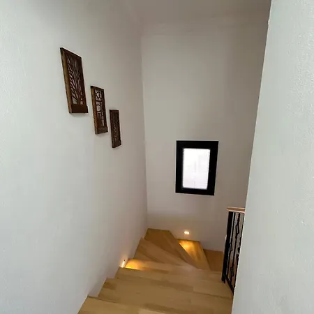 Rengin Stone House Villa *