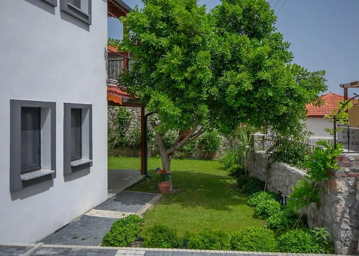 Rengin Stone House Вилла *