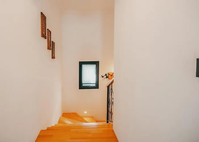 Rengin Stone House Вилла