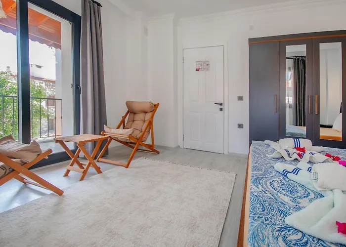 Rengin Stone House Датча