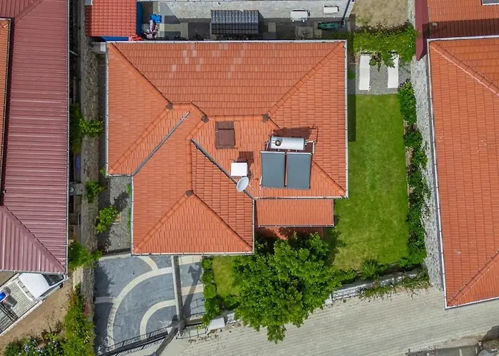 Rengin Stone House Вилла