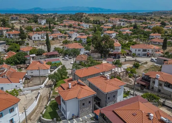 Rengin Stone House *