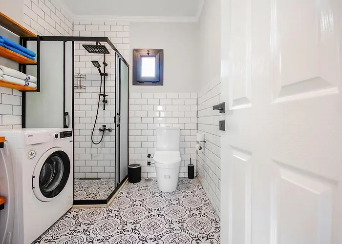 Rengin Stone House Villa